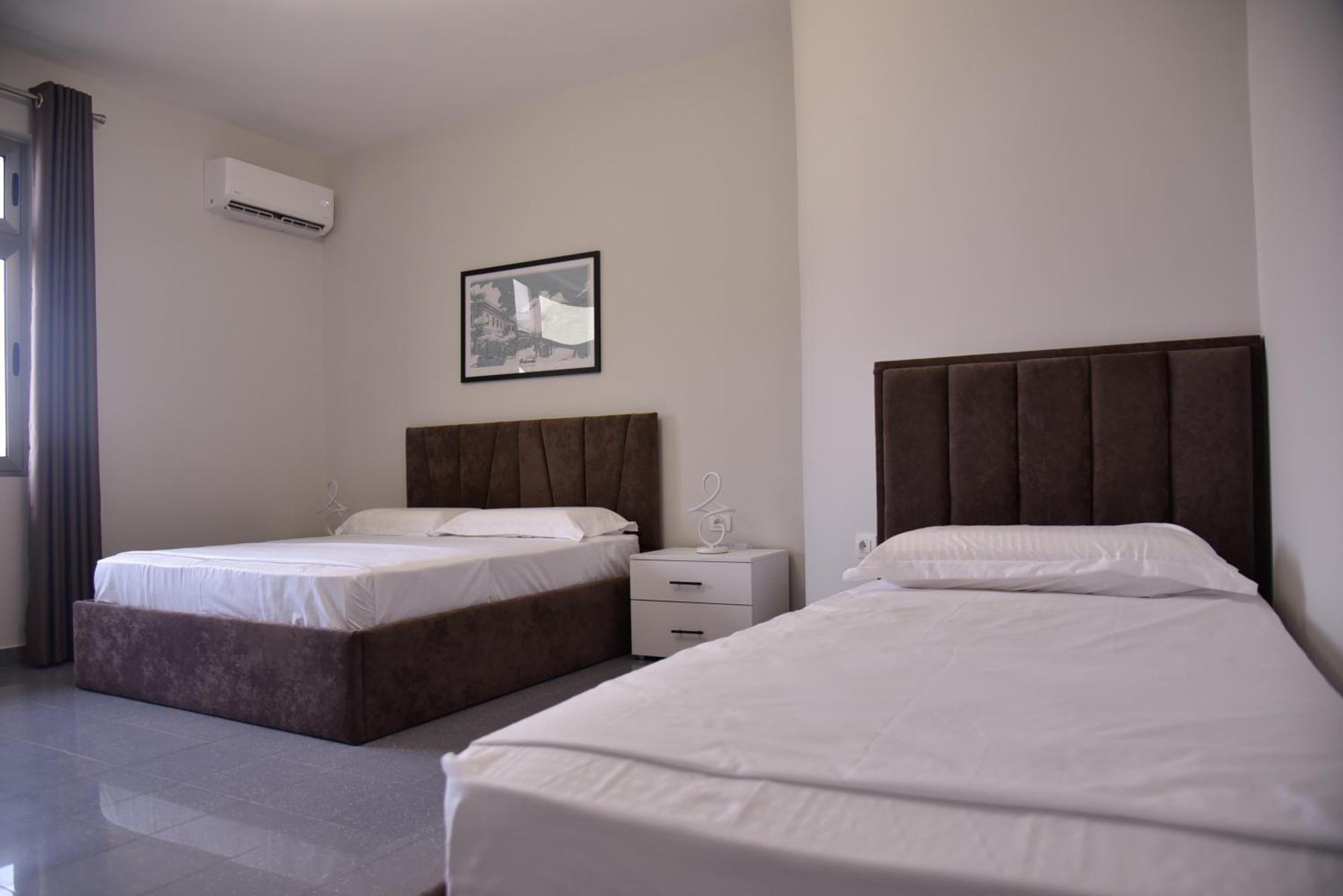 City Center Inn Shkodër Exterior foto